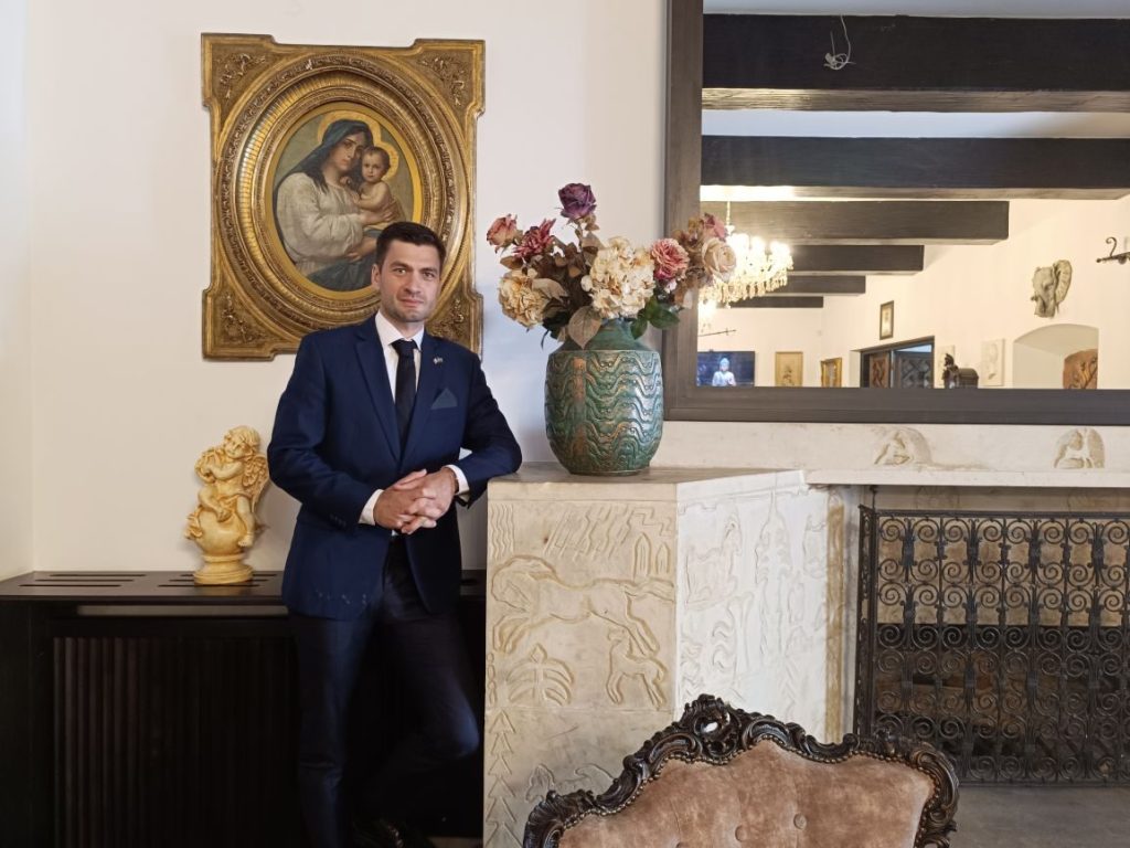 Mihai Popa – Specialist în upselling și cross-selling la EkoGroup 1 Mihai Popa – Specialist în upselling și cross-selling la EkoGroup
