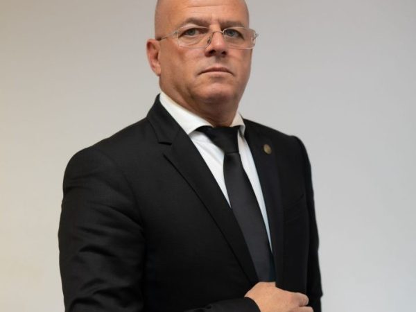 Costel Barbu susține stabilirea de parteneriate internaționale pentru progres local